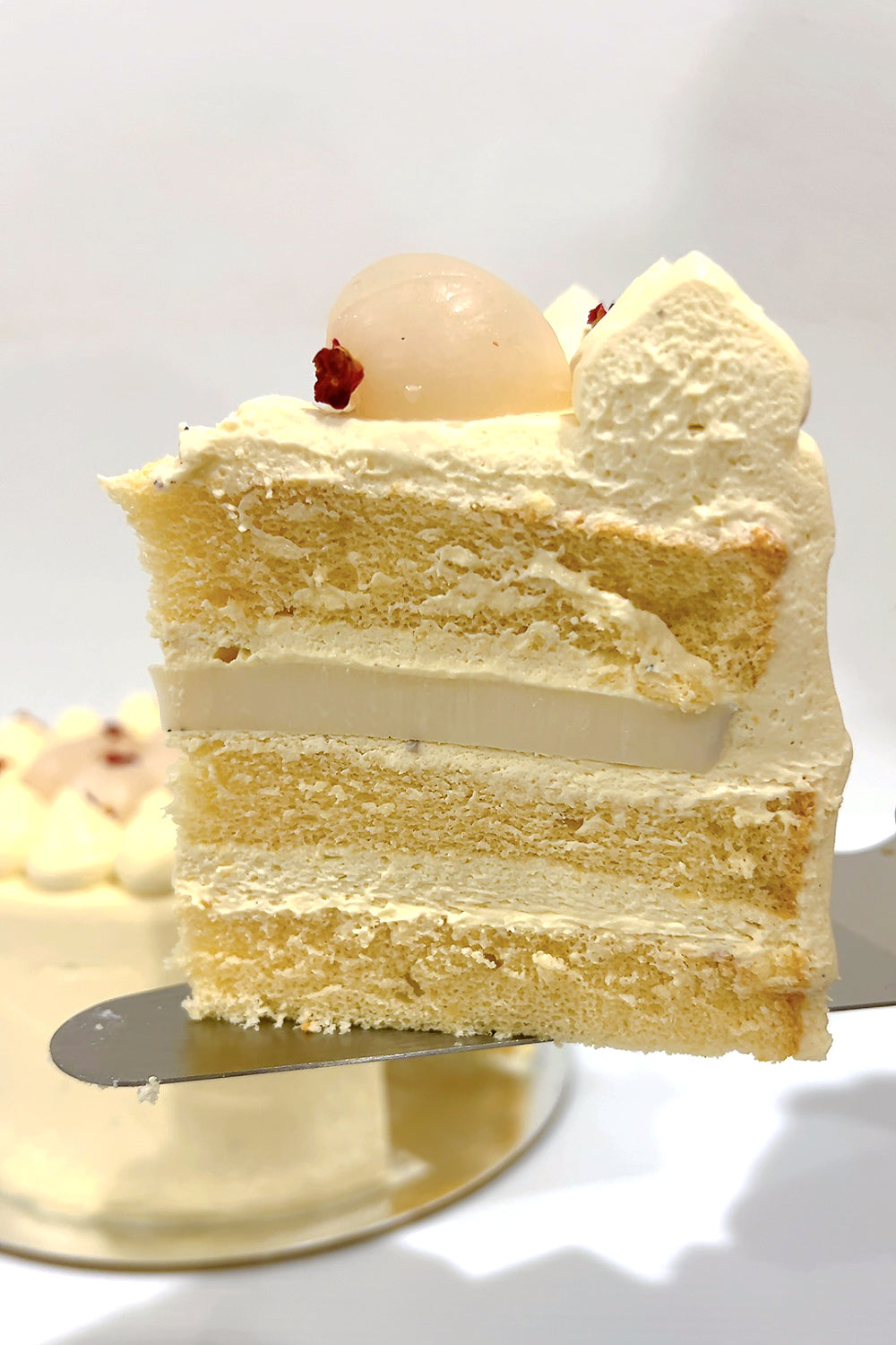 Oolong Lychee Chiffon Cake