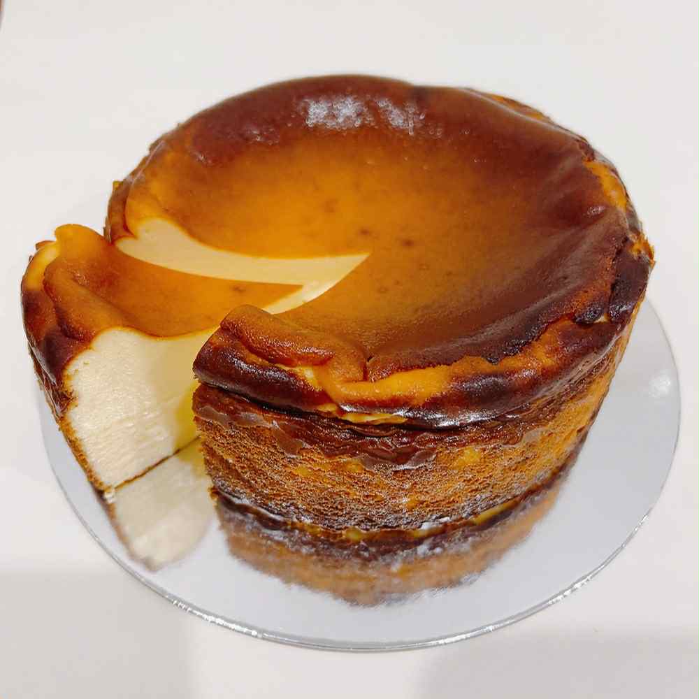 Classic Creamy Basque Burnt Cheesecake