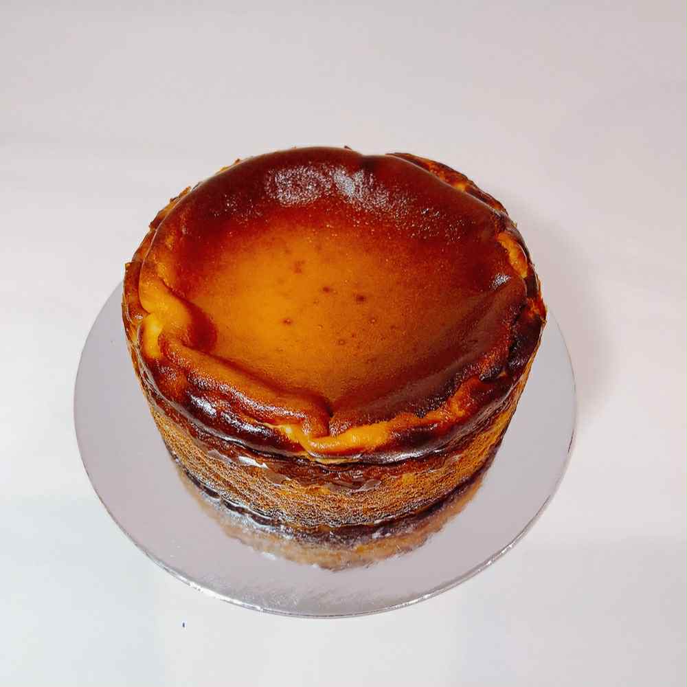 Classic Creamy Basque Burnt Cheesecake