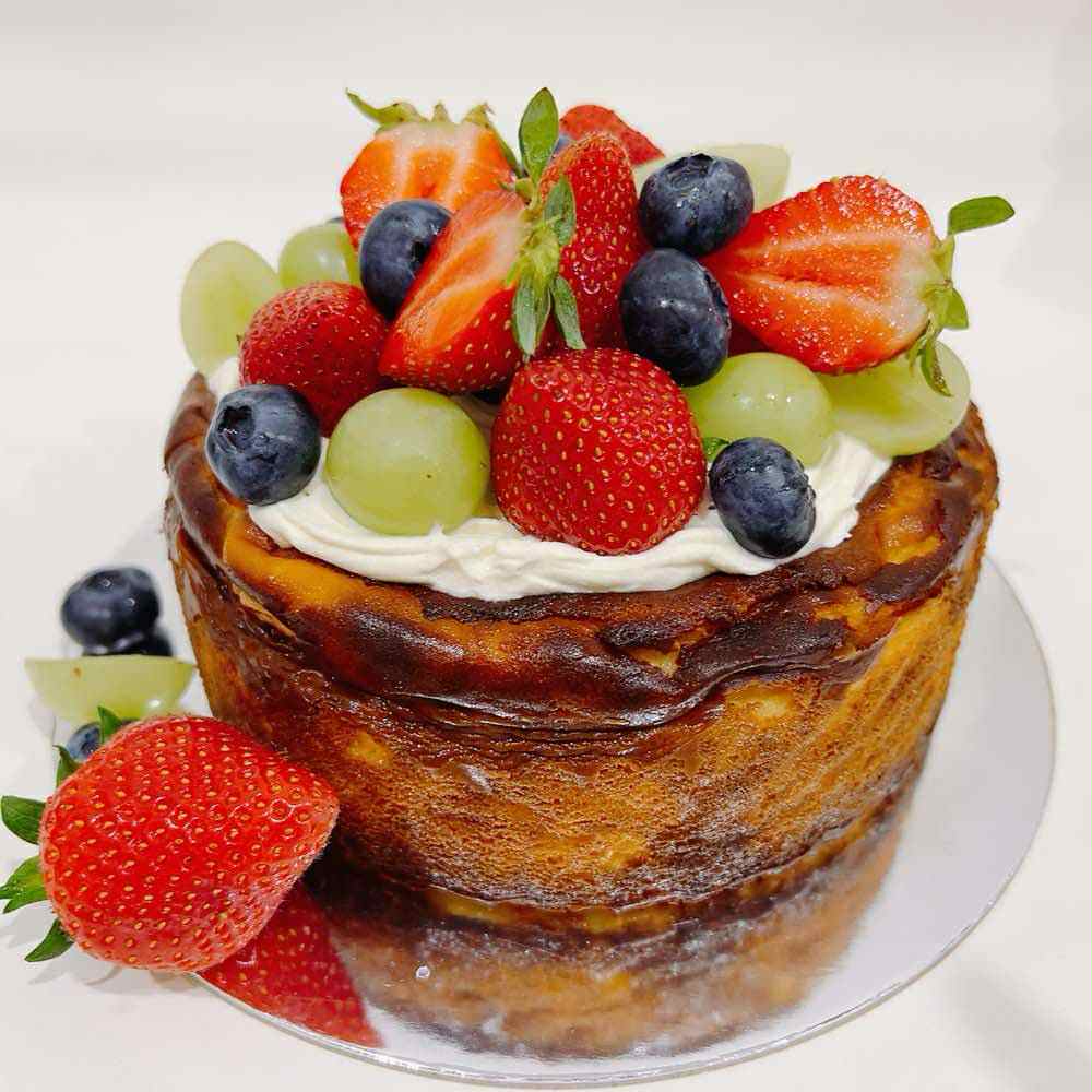 Classic Creamy Basque Burnt Cheesecake